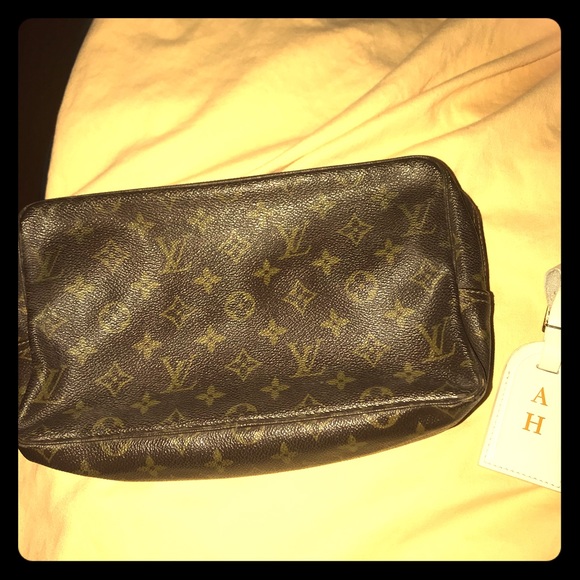 Louis Vuitton Handbags - Louis Vuitton Trousse 28
